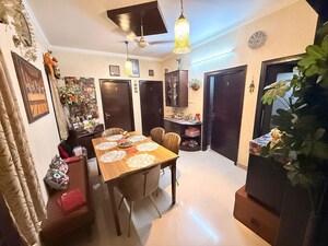 3 BHK Builder Floor For Rent in Sarita Vihar