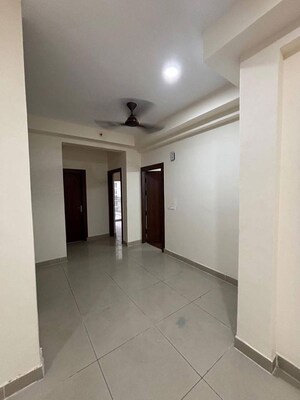 2 BHK Builder Floor For Rent in Lucky The Palm Valley, Sector 1 Greater Noida