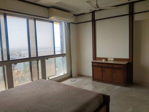2 BHK Apartment For Rent in Dev Ashish CHS Santacruz, Santacruz West