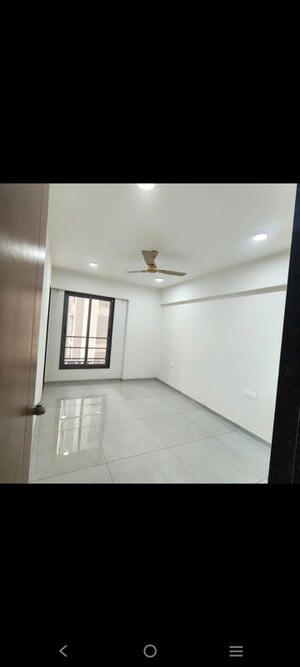 Room in 3 BHK Apartment at Imperia Grace, Zundal – for Rent