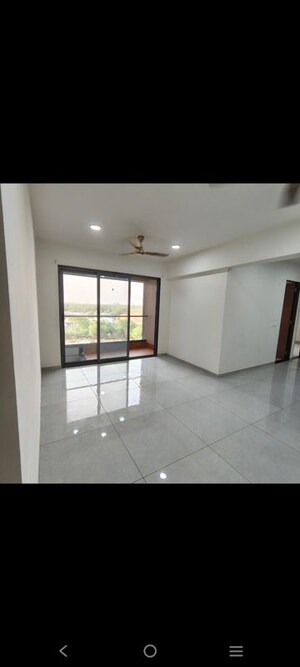 Room in 3 BHK Apartment at Imperia Grace, Zundal – for Rent