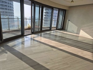 Room in 3 BHK Apartment at Lodha World Crest, Worli – for Rent