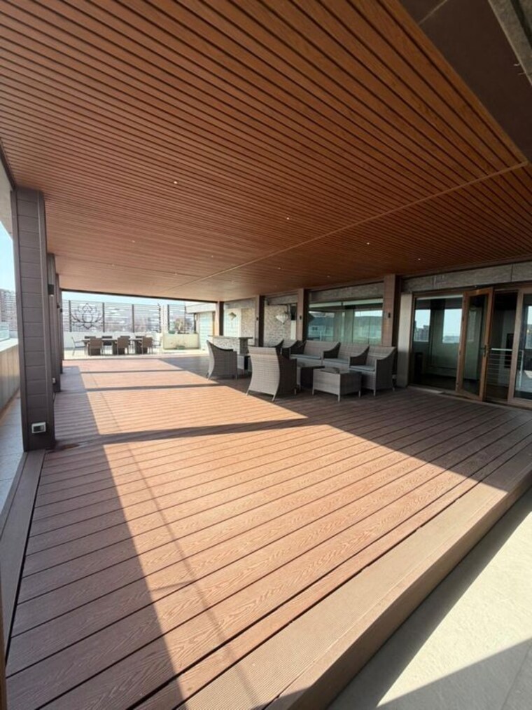 Terrace, bharat-skyvistas 5 Bedroom 7000 Sq.Ft. Apartment In Andheri West Mumbai 10492234