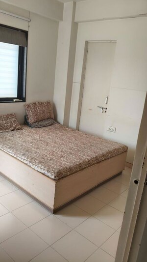 Bedroom in 2 BHK Apartment at Ahmedabad - Rajkot Highway – for Rent