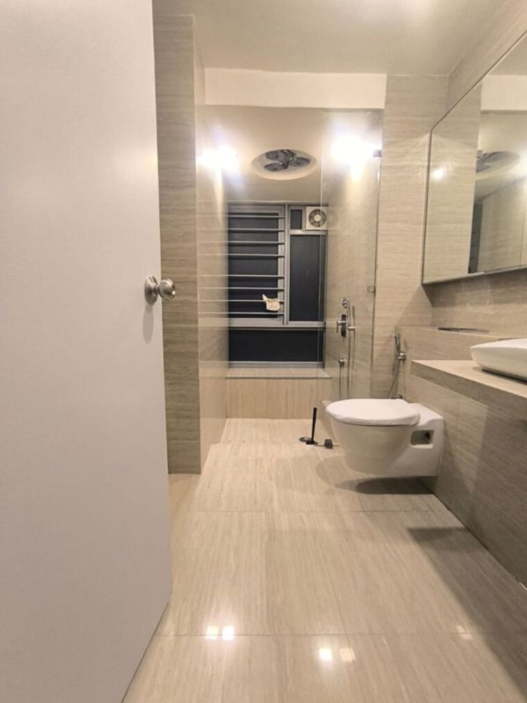 Bathroom, imperial-heights-goregaon-west 3.5 Bedroom 1550 Sq.Ft. Apartment In Goregaon West Mumbai 10492252
