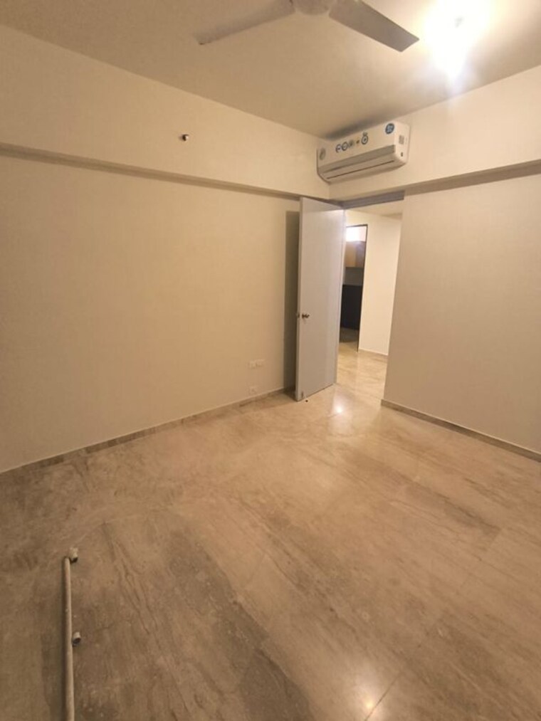 Room, imperial-heights-goregaon-west 3.5 Bedroom 1550 Sq.Ft. Apartment In Goregaon West Mumbai 10492252
