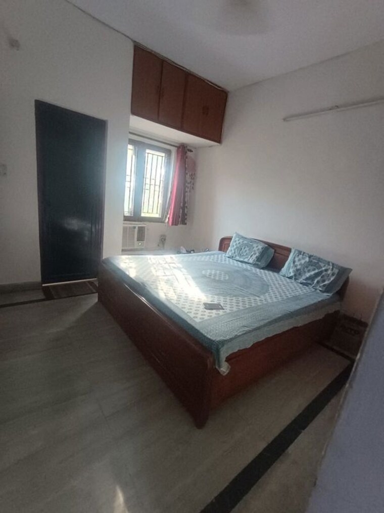 Bedroom, rail-vihar-sector-30 2.5 Bedroom 840 Sq.Ft. Builder Floor In Sector 30 Noida 10492261