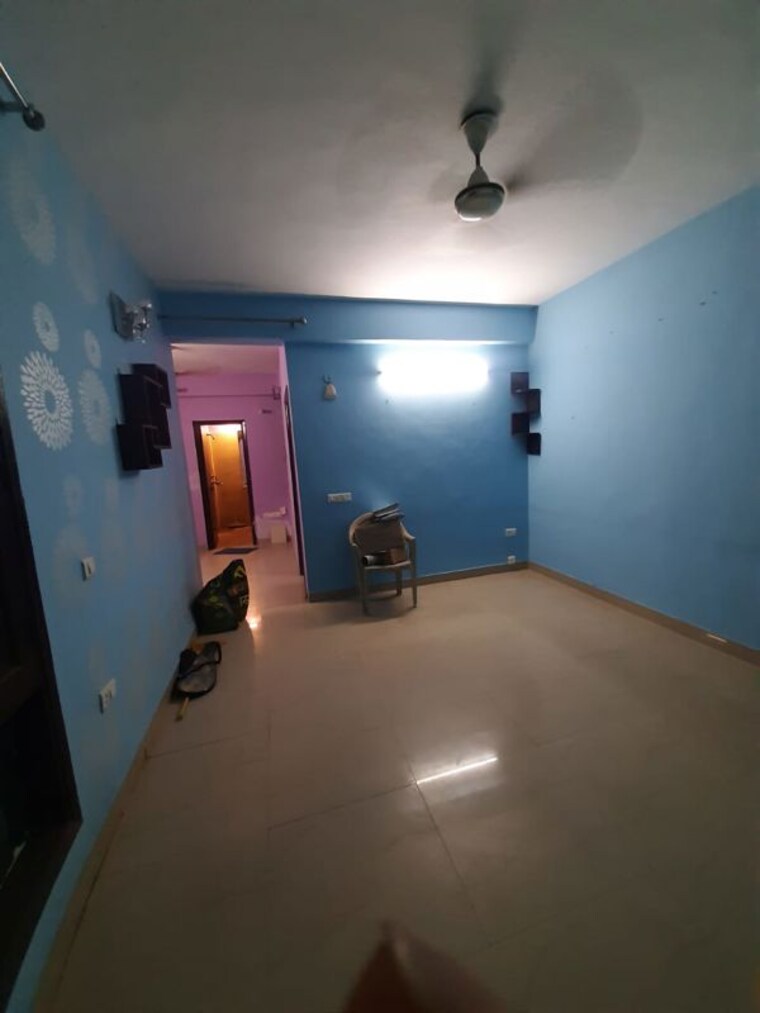 Room, srs-royal-hills 1 RK 200 Sq.Ft. Apartment In Sector 87 Faridabad 10492271