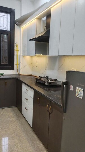 Kitchen in 2 BHK Builder Floor at Niti Khand – for Rent