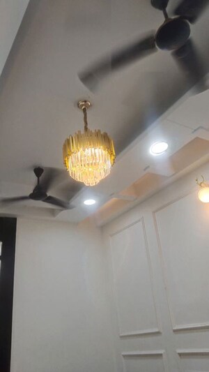 Furnished Amenities in 2 BHK Builder Floor at Niti Khand – for Rent