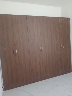 Furnished Amenities in 3 BHK Apartment at Manikonda – for Rent