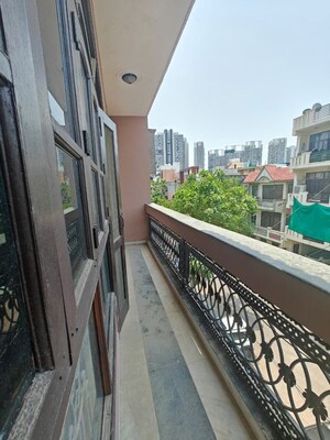 Balcony in 3 BHK Builder Floor at Sector 82 – for Rent