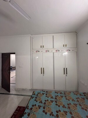 Room in 3 BHK Apartment at Sector 82 – for Rent