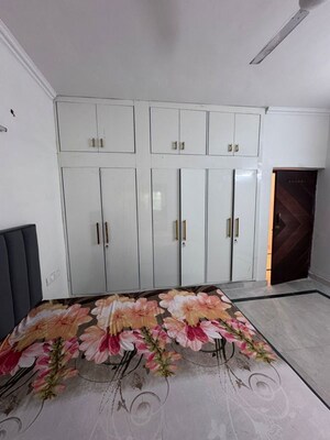 Bedroom in 3 BHK Apartment at Sector 82 – for Rent