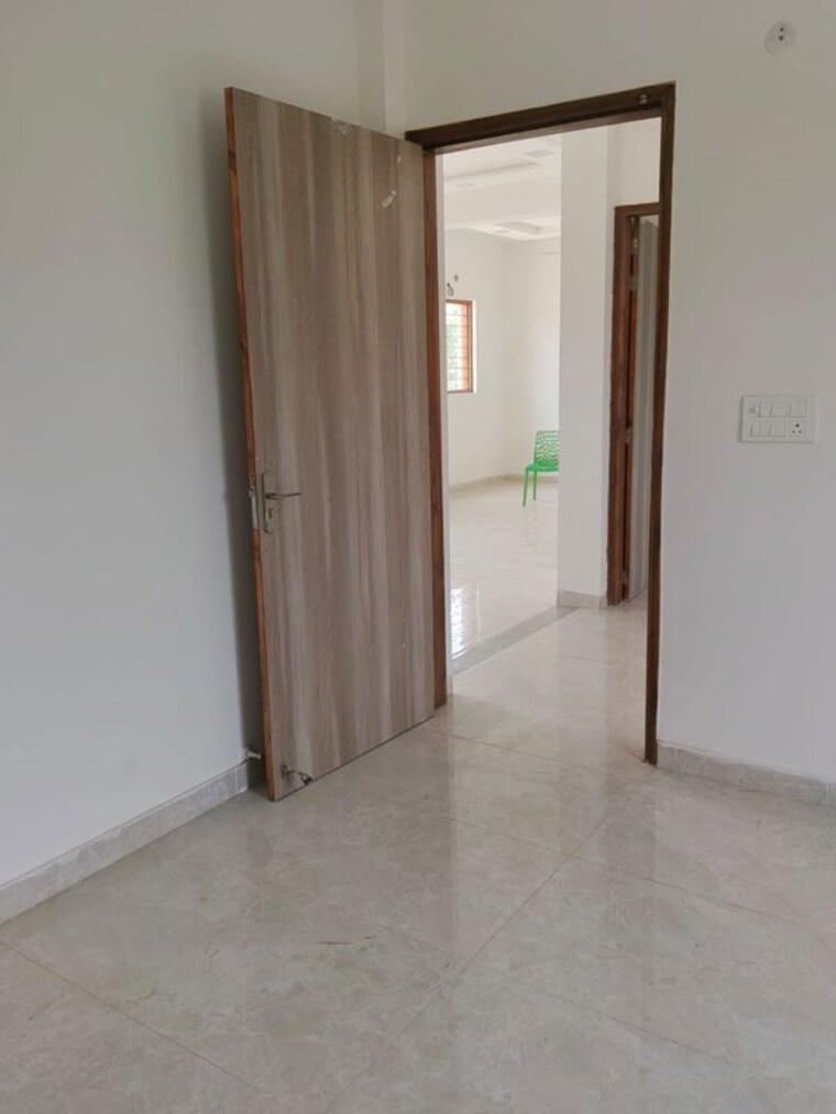 undefined, sector 82 2 Bedroom 200 Sq.Ft. Builder Floor In Sector 82 Noida 10492304