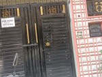 6+ BHK + Store Room 60 Sq.Yd. Independent House in Vasundhara Sector 3