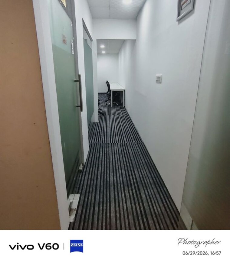 undefined, sector 63 Commercial Office Space 650 Sq.Ft. In Sector 63 Noida 10492312