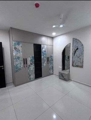 Room in 3 BHK Apartment at Aparna Zenon, Puppalaguda – for Rent