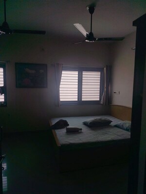 Room in 4 BHK Villa at Gandhinagar Mahudi Main Road – for Sale