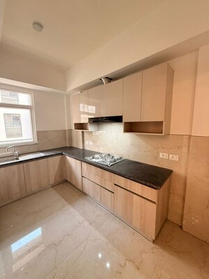 Kitchen in 3 BHK Builder Floor at Sector 40 – for Rent