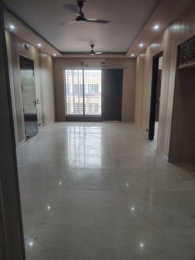 Room, sector 40 3 Bedroom 2000 Sq.Ft. Builder Floor In Sector 40 Gurgaon 10492358