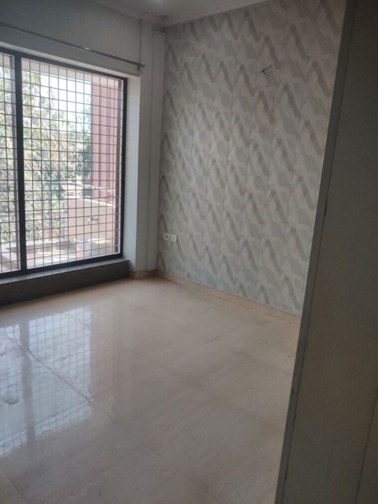 Room, sector 40 3 Bedroom 2000 Sq.Ft. Builder Floor In Sector 40 Gurgaon 10492358
