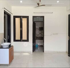 3 BHK + Pooja Room Builder Floor For Rent in Sector 40