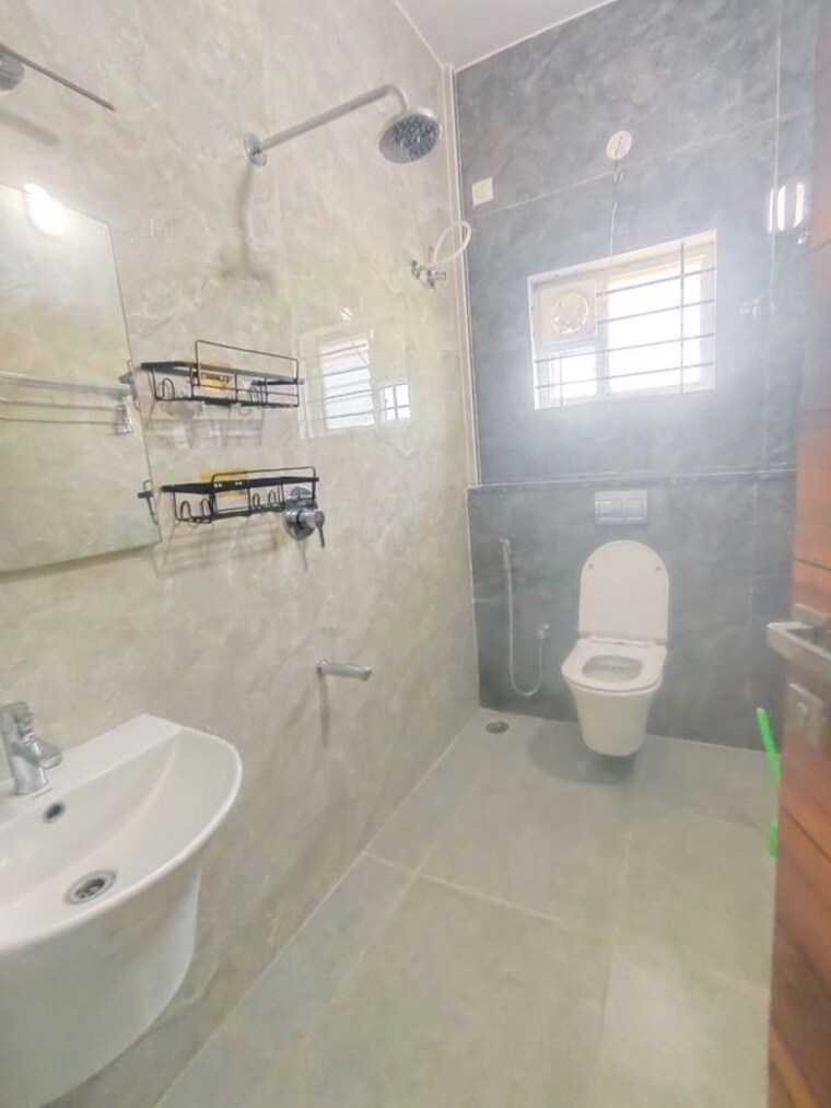 Bathroom, reliaable-lakedew-residency 3 Bedroom 2100 Sq.Ft. Apartment In Harlur Bangalore 10492366