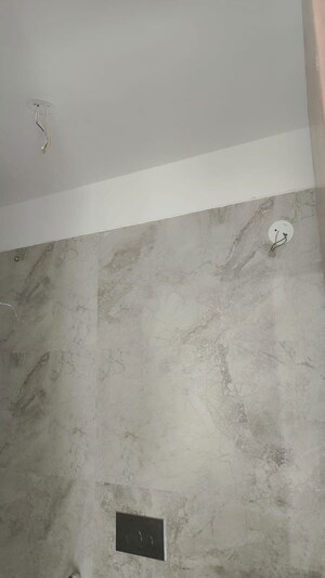 Room in 2 BHK Apartment at RIPL Aikya Roots, Vikhroli West – for Rent