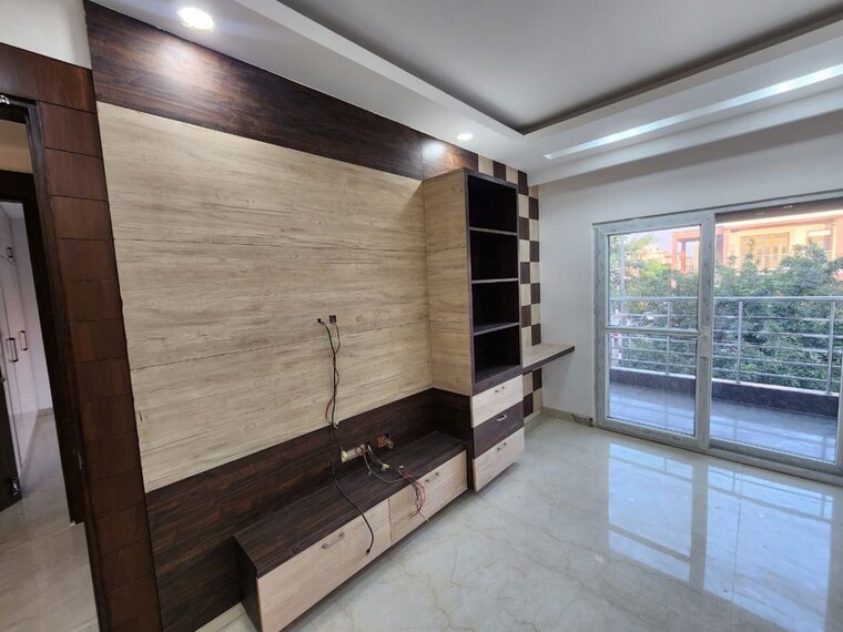 Room, indrapuram 6+ Bedroom 200 Sq.Mt. Villa In Indrapuram Ghaziabad 10492428