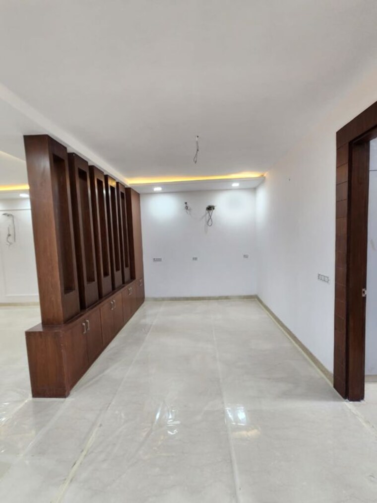 Room, indrapuram 6+ Bedroom 200 Sq.Mt. Villa In Indrapuram Ghaziabad 10492428