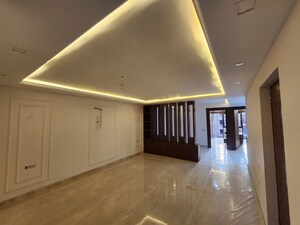 Room in 6+ BHK Villa at Indrapuram – for Sale