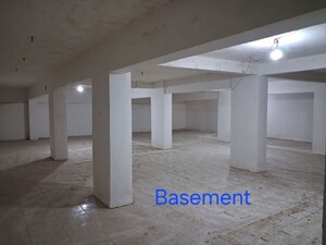 Room in  Showroom at Sharad Kunj Naupada, Naupada – for Rent