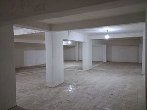 Hall in  Showroom at Sharad Kunj Naupada, Naupada – for Rent