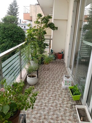 Balcony in 3 BHK Builder Floor at Laxman Chowk – for Rent