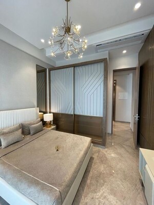 Room in 2 BHK Apartment at Prestige Jasdan Classic, Mahalaxmi – for Rent