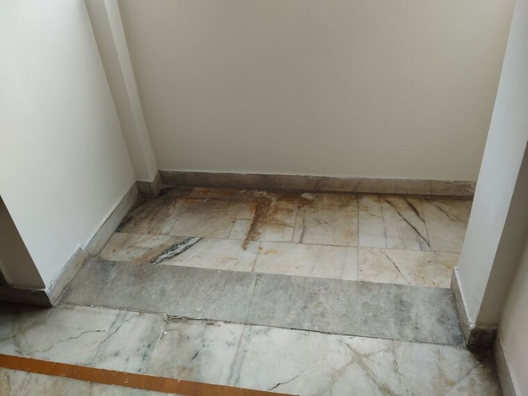 undefined, mewala maharajpur 1.5 Bedroom 500 Sq.Ft. Apartment In Mewala Maharajpur Faridabad 10492448