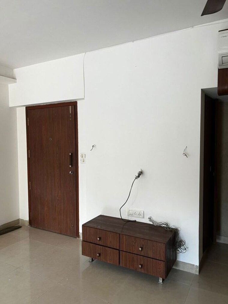Room, anmol-chs-goregaon 2 Bedroom 640 Sq.Ft. Apartment In Goregaon West Mumbai 10492542
