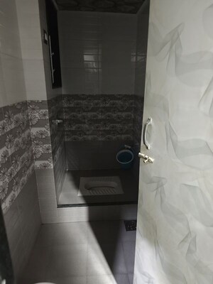 Bathroom in 1.5 BHK Apartment at Aghadi Nagar CHS Andheri, Andheri East – for Rent