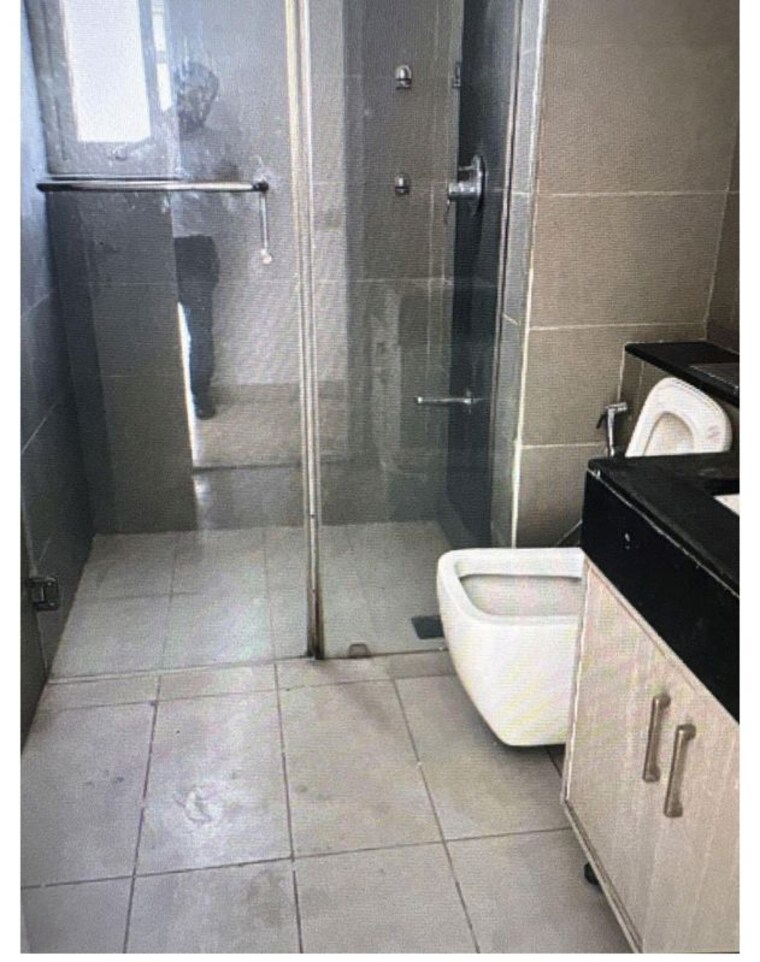Bathroom, ireo-victory-valley 3 Bedroom 2505 Sq.Ft. Apartment In Sector 67 Gurgaon 10492567
