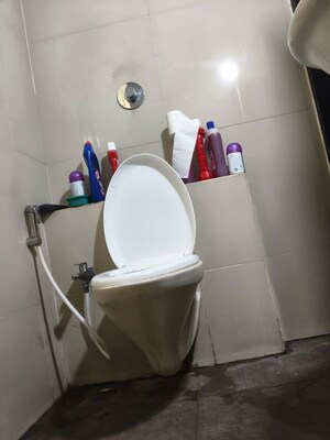 Attached Bathroom in 2 BHK Apartment at Thane East – for Rent