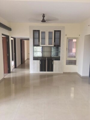 Room in 3 BHK Apartment at Spr Imperial Estate, Sector 82 – for Sale