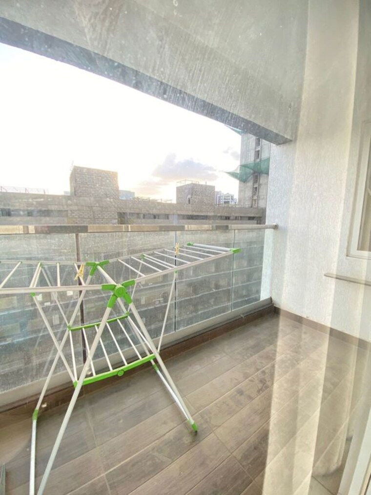 Balcony, yashwin-orizzonte 3 Bedroom 900 Sq.Ft. Apartment In Kharadi Pune 10492619