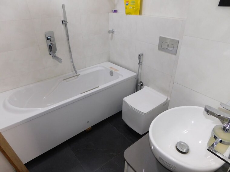 Bathroom, ekta-lake-lucerne 2 Bedroom 780 Sq.Ft. Apartment In Powai Mumbai 10492653