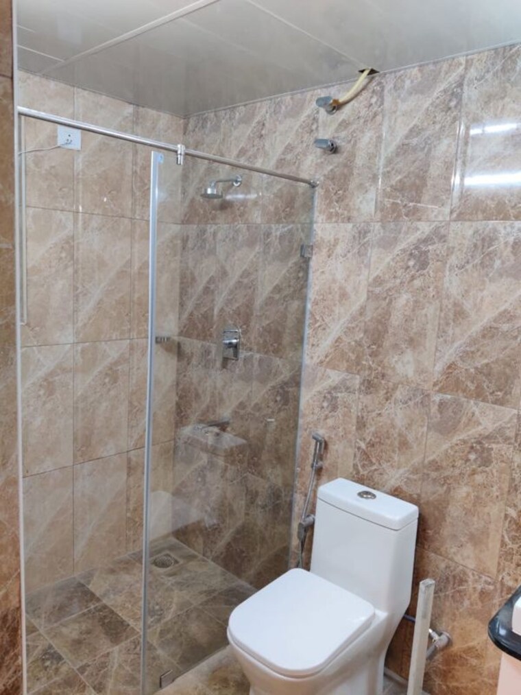 Bathroom, shriram-luxor 2.5 Bedroom 1449 Sq.Ft. Apartment In Hennur Road Bangalore 10492657