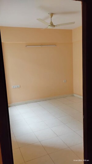 Room in 3 BHK Apartment at Puravankara Purva Belmont, Jp Nagar – for Rent