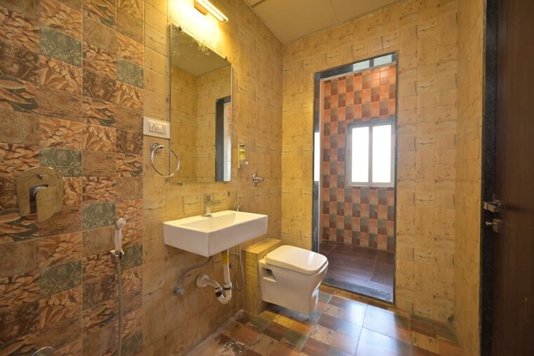 Bathroom, sandesh nagar  3500 Sq.Ft. Villa In Sandesh Nagar Mumbai 10492664