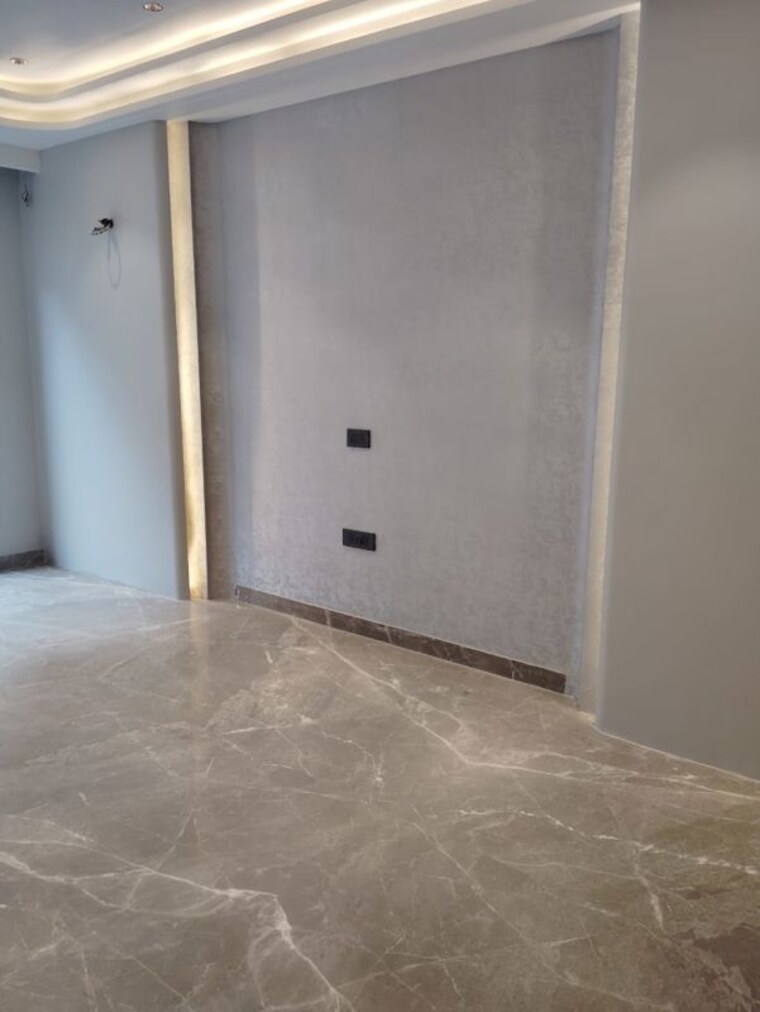 Room, south city 2 4 Bedroom 267 Sq.Yd. Builder Floor In South City 2 Gurgaon 10492727