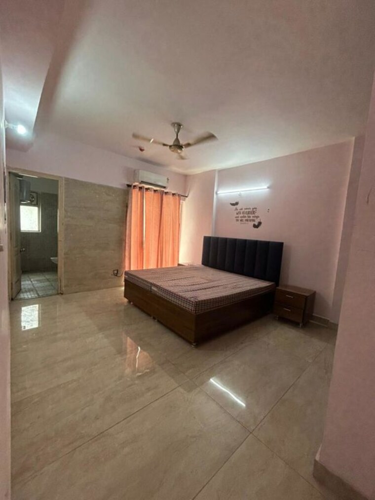 Living Room, paras-tierea 3 Bedroom 1660 Sq.Ft. Apartment In Sector 137 Noida 10492713