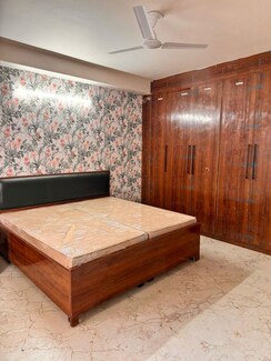 1 BHK Builder Floor For Rent in Sector 56